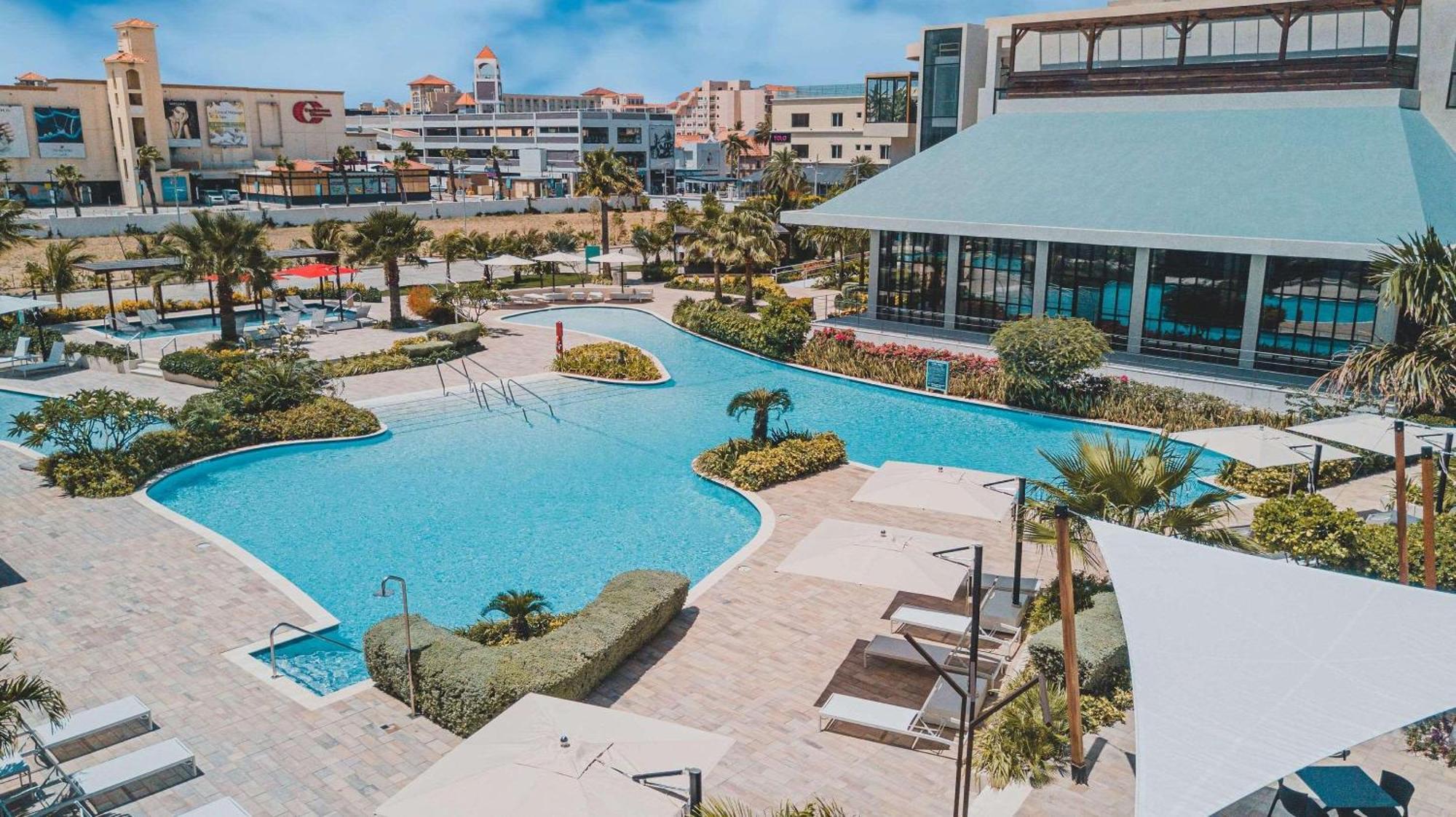 Radisson Blu Aruba Hotel Palm Beach Exterior photo